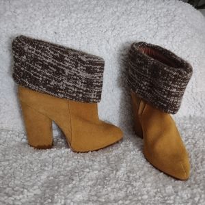 Rachel Comey Suede Will Knit Cuffed Booties Sz 6